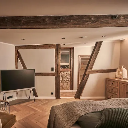 Loft 1540 - Boutique Apartment *