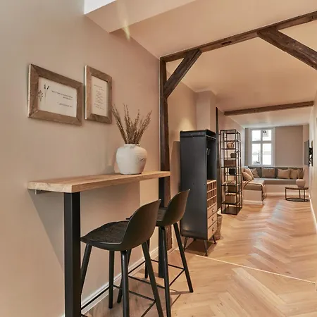 Loft 1540 - Boutique Apartment *