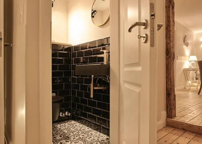 Loft 1540 - Boutique Apartment